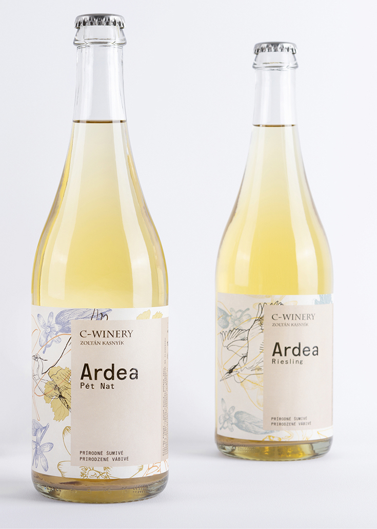 Wine label design with custom made illustration of the birds for C-winery